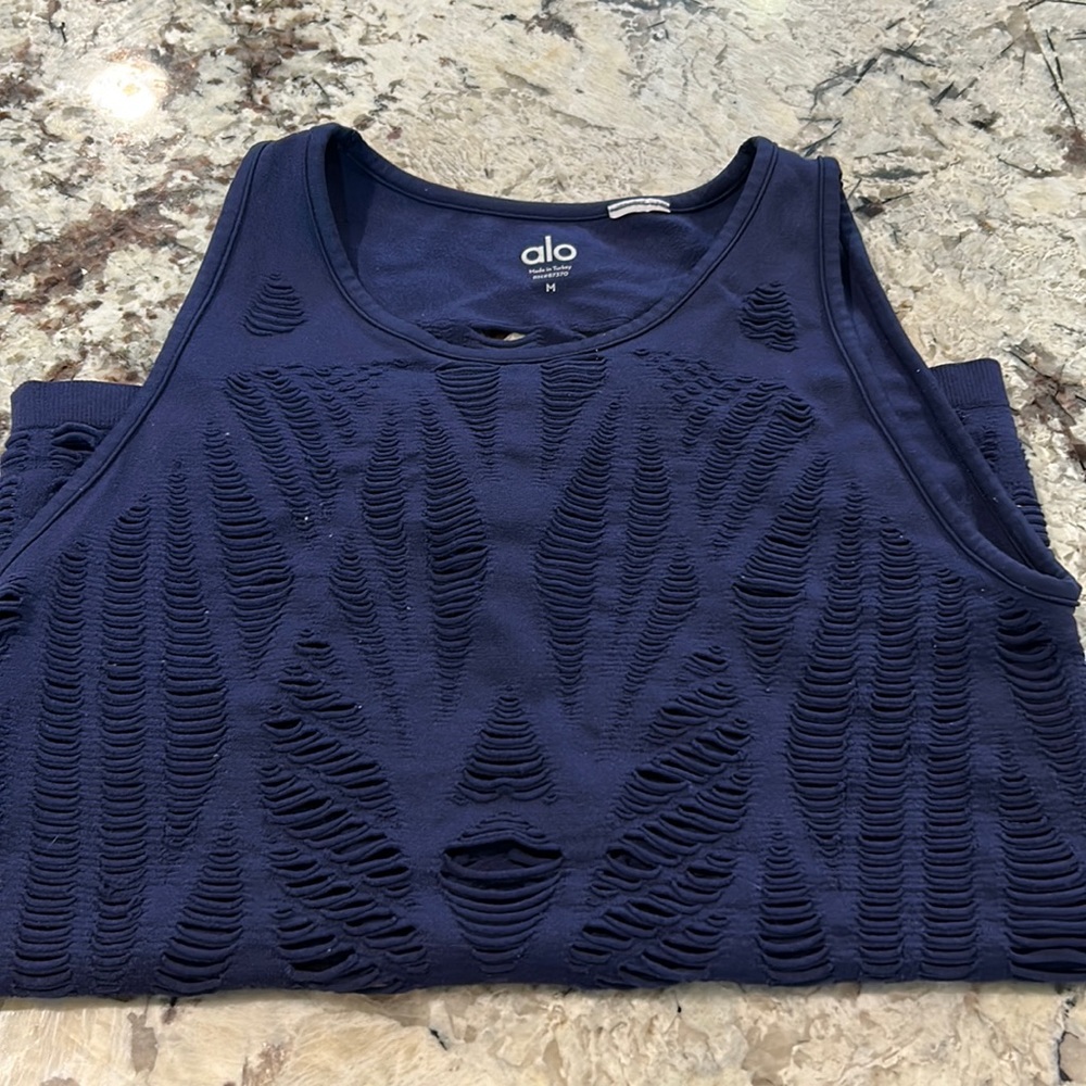 Alo workout shirt